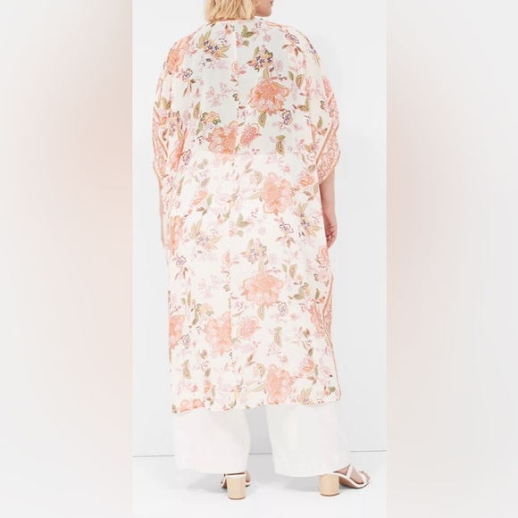 $50 EUC One size Plus fits 1x-6x
Lane Bryant Maxi Chiffon Overpiece - Picture 3 of 11